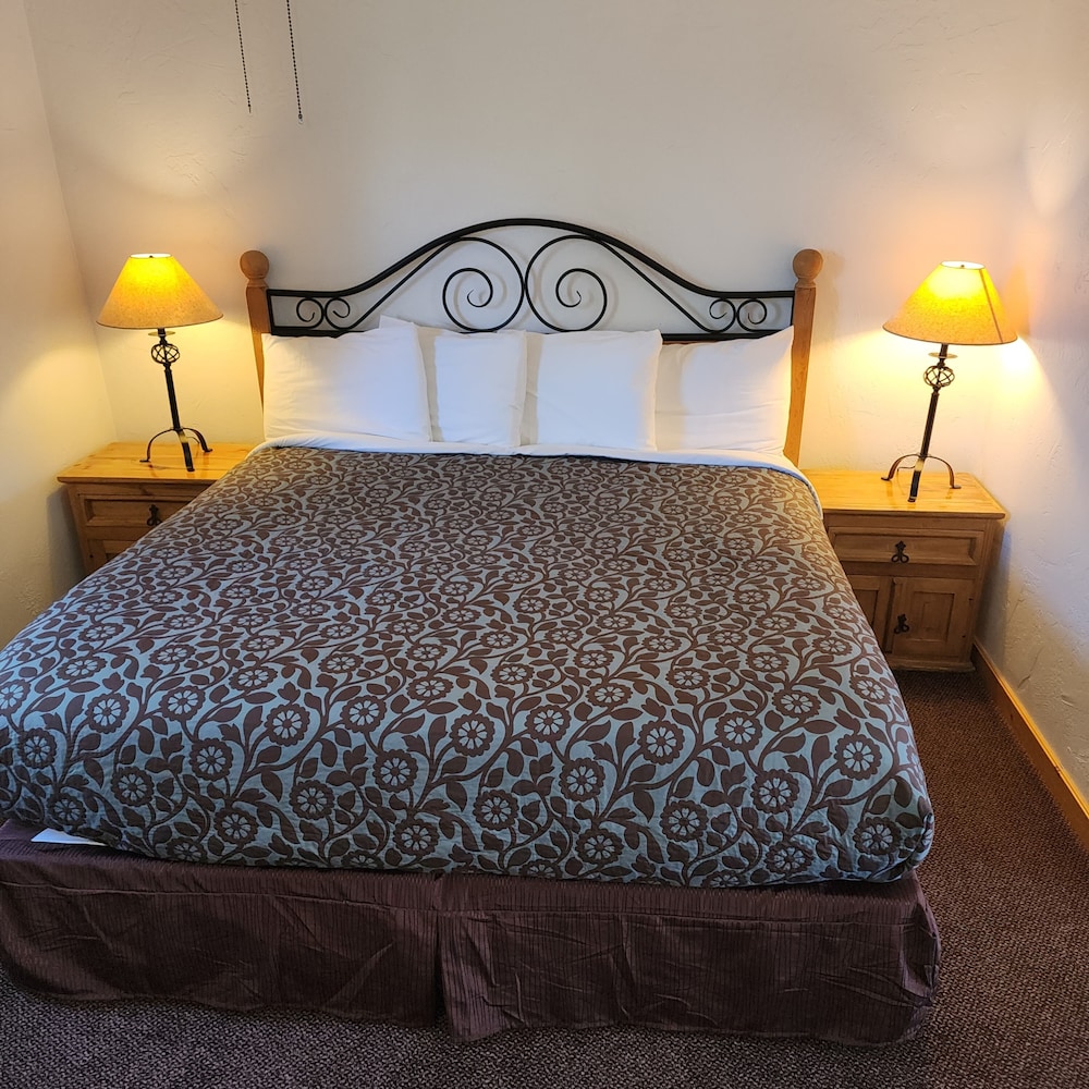Canyon Motel - photo 17
