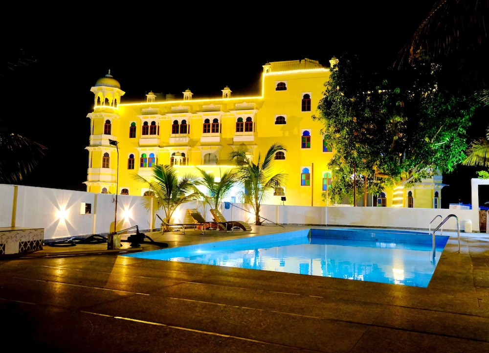 Doongar Fort Gurukripa Hilltop Resorts in Abu Road, India