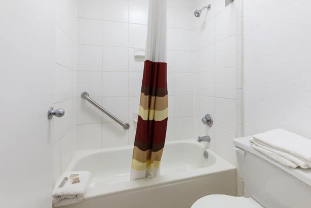 Horizon Inn & Suites - photo 11