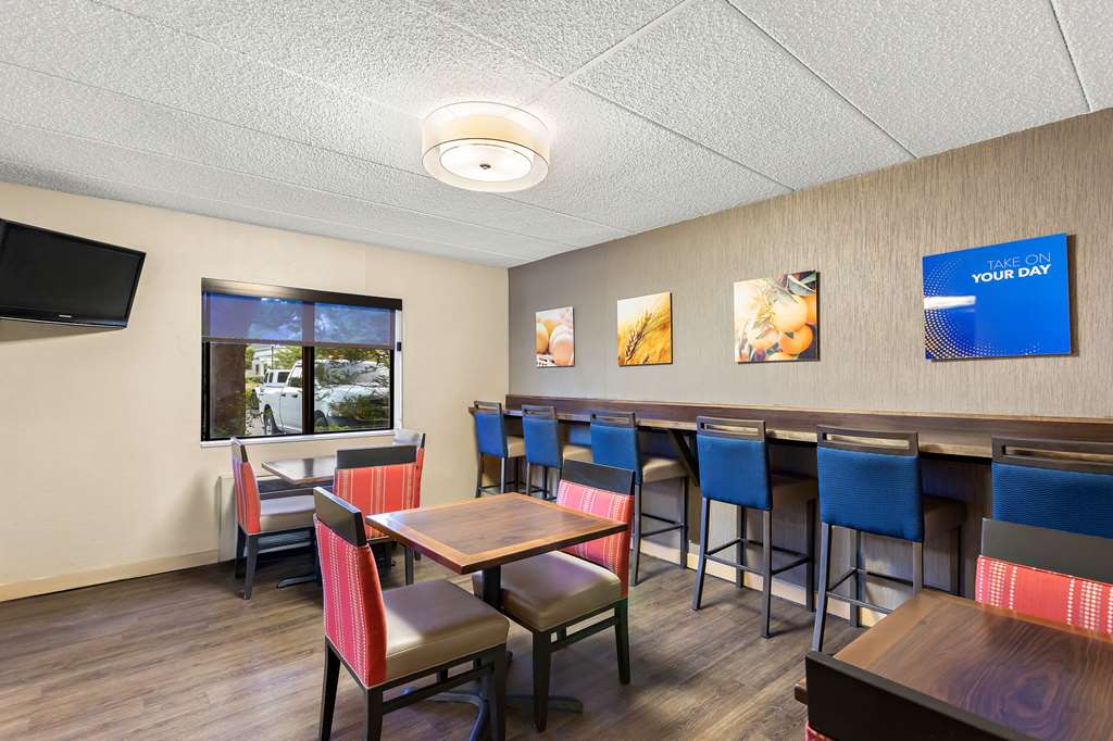 Comfort Inn White River Junction - photo 42