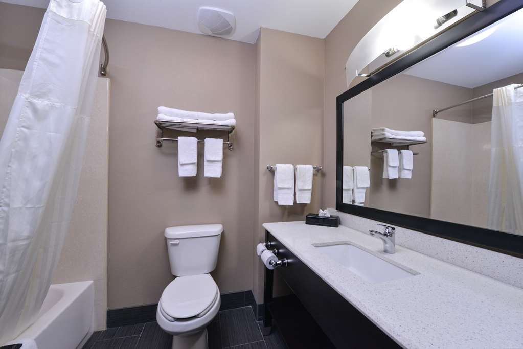 Americas Best Value Inn & Suites Southaven Memphis - photo 17