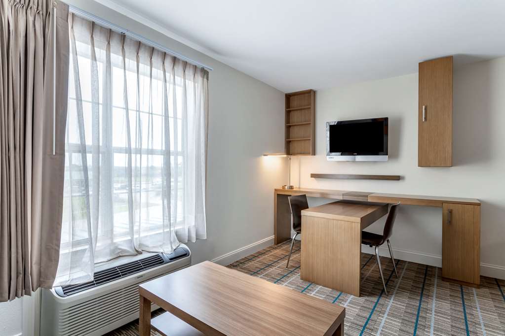 MainStay Suites Port Arthur Beaumont South - photo 20