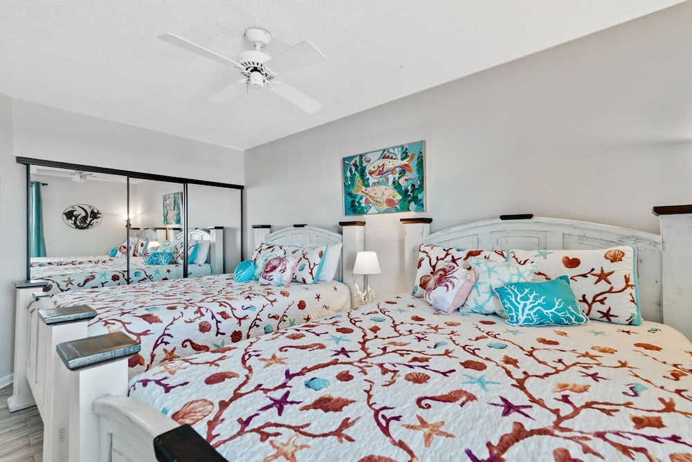 Windward Pointe 804 Sleeps 10 Beachfront Resort Amenities - photo 19