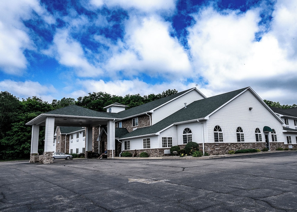 Savanna Inn & Suites - photo 39