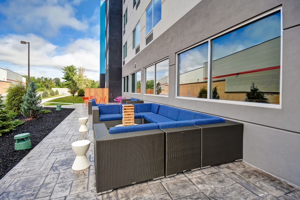 Tru By Hilton Syracuse Camillus - photo 23