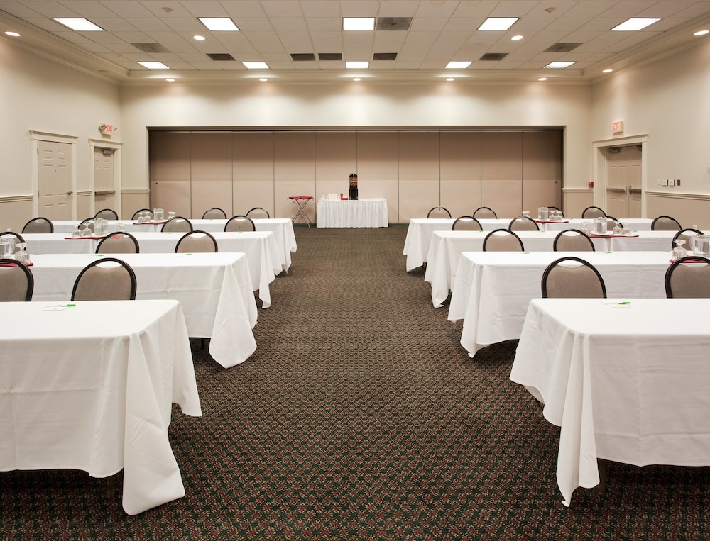 Holiday Inn Redding by IHG - photo 65