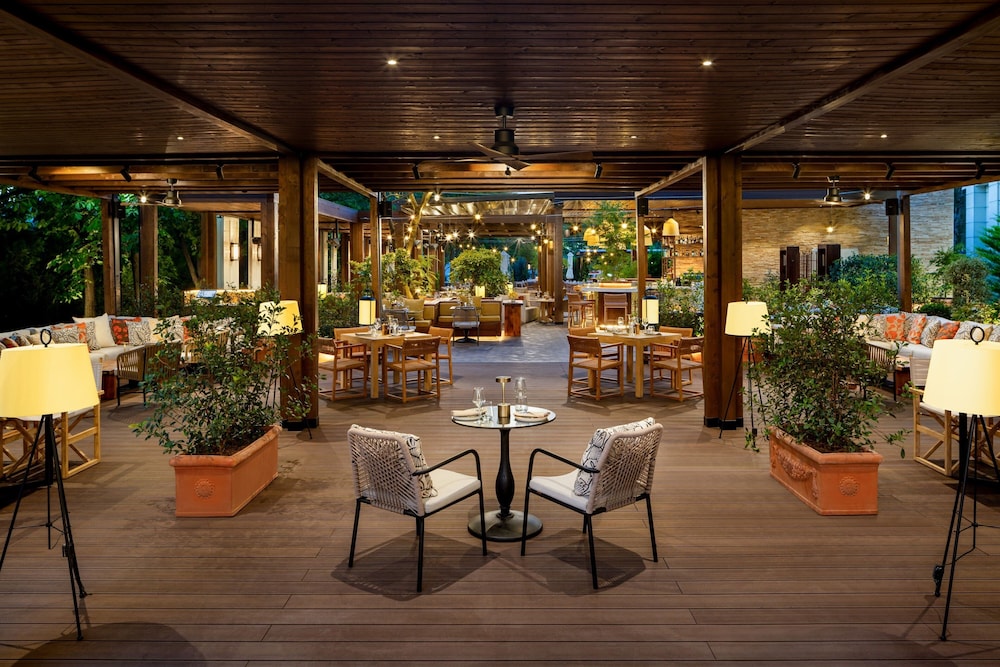 מזון ומשקאות