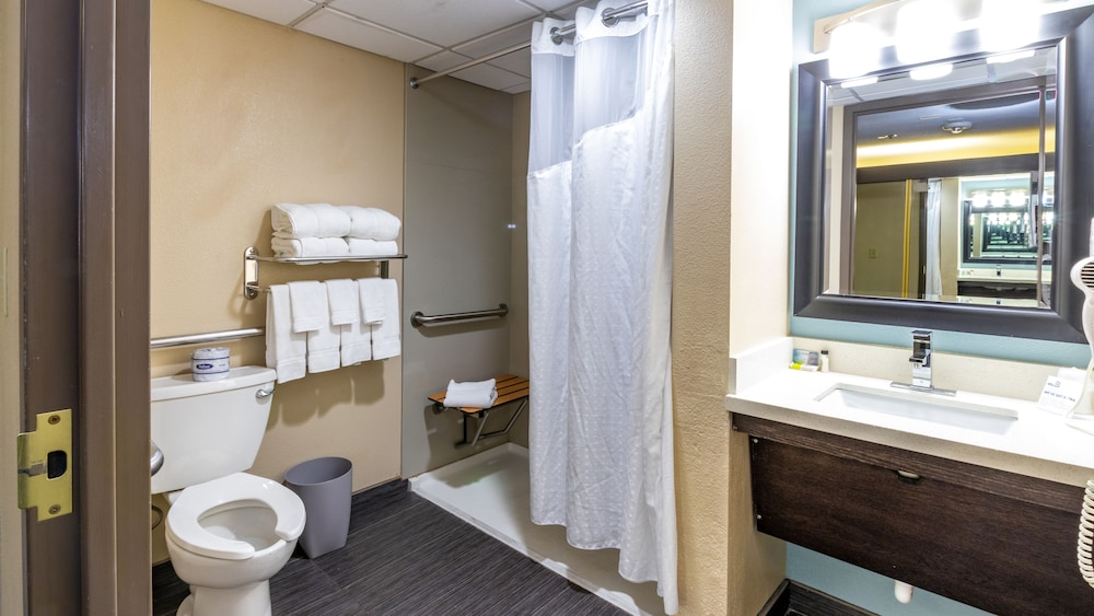 Holiday Inn Express Boise University Area by IHG - photo 38