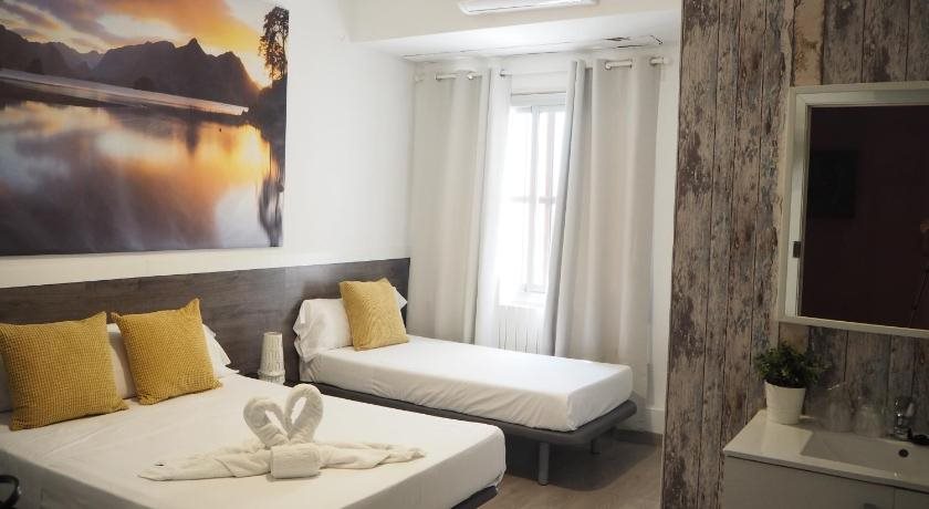 Valencia Suits You Centro Historico Establecimiento Automatizado Fast Auto Check In Out Solo Para Adultos Adults Only — Valencia
