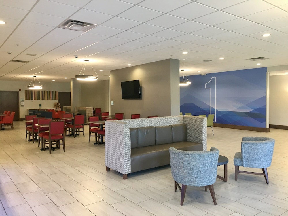 Holiday Inn Express Grand Island Niagara Falls by IHG - photo 56