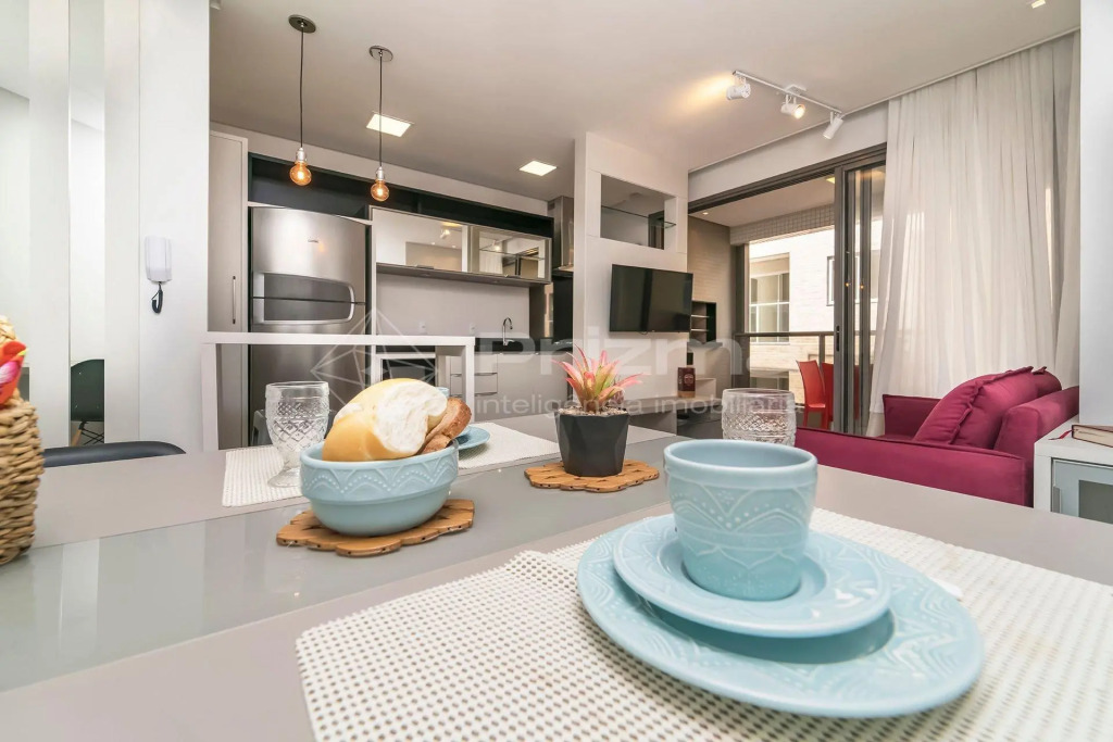 PM 205 Apartamento de Alto Padrão com Rooftop 3 quartos na Praia Bombinhas com excelente localização.