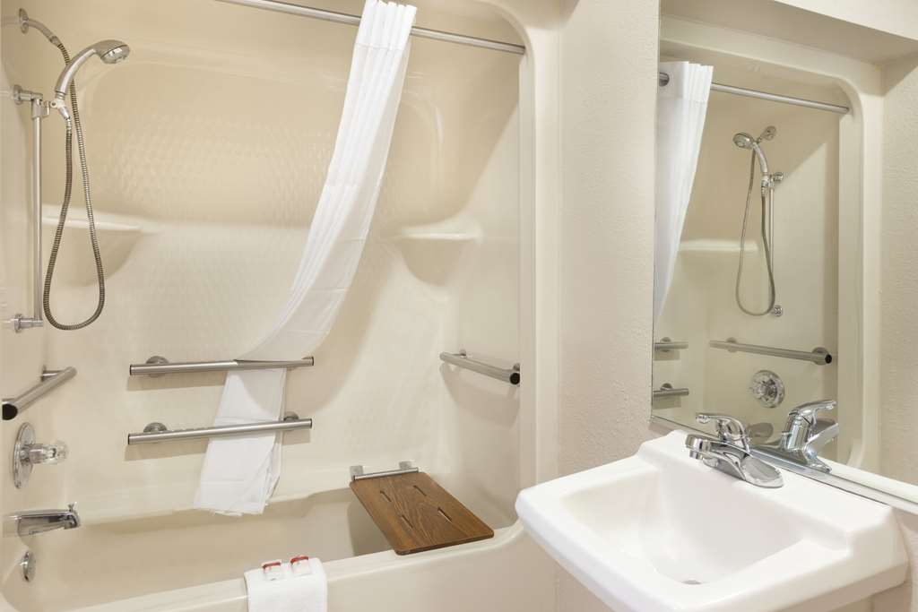 Baymont by Wyndham Winchester - photo 21