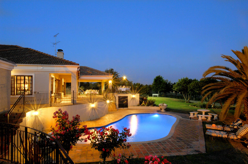 Amber Rose Country Estate — 4-Star Luxury Hotel in Johannesburg, South Africa