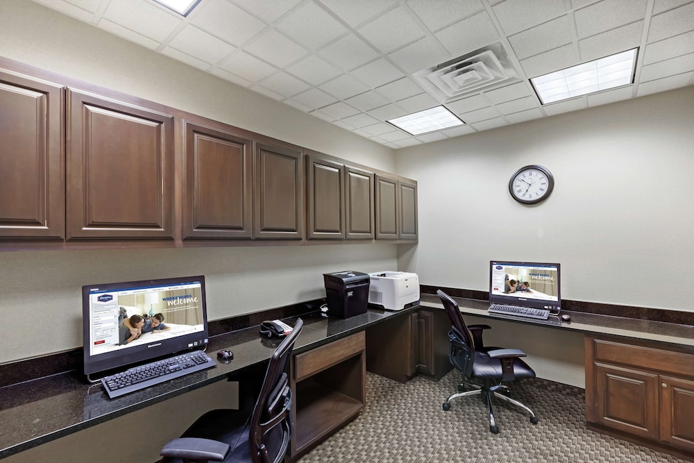 Hampton Inn & Suites Shreveport Bossier City Airline Drive - photo 33