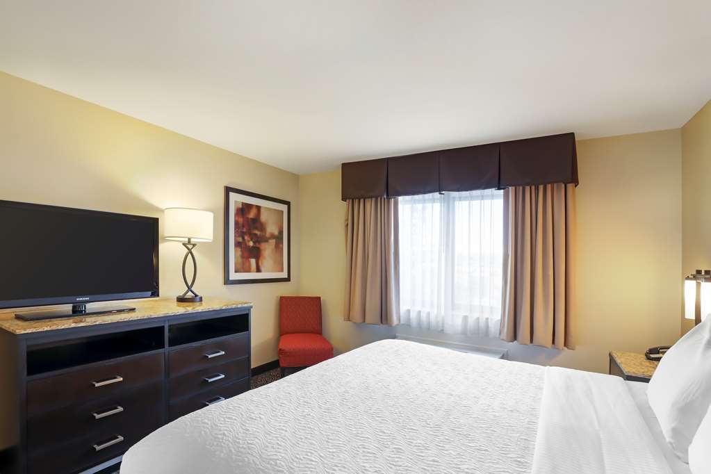 Best Western Plus Castle Rock - photo 29