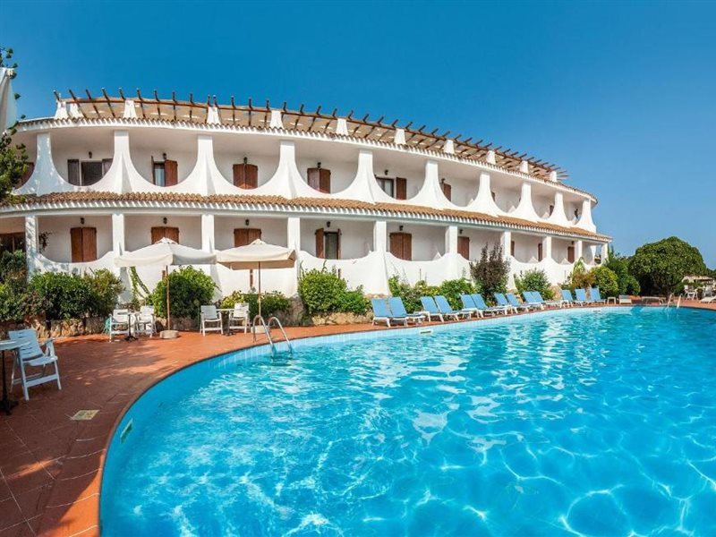 Hotel Punta Est - carbon neutral hotel in Arzachena