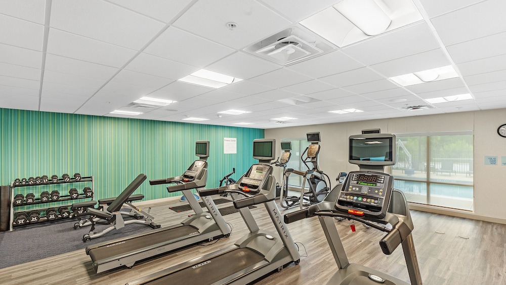 Holiday Inn Express & Suites Mobile University Area by IHG - photo 47