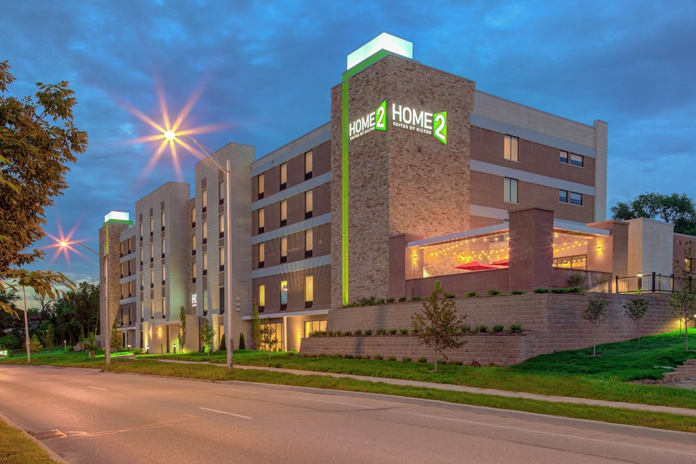 Home2 Suites by Hilton Bloomington - photo 23