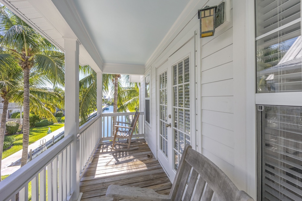 Coral Lagoon Resort Villas & Marina by KeysCaribbean - photo 45