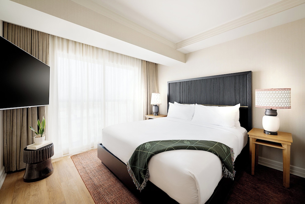 Hutton Hotel - photo 14