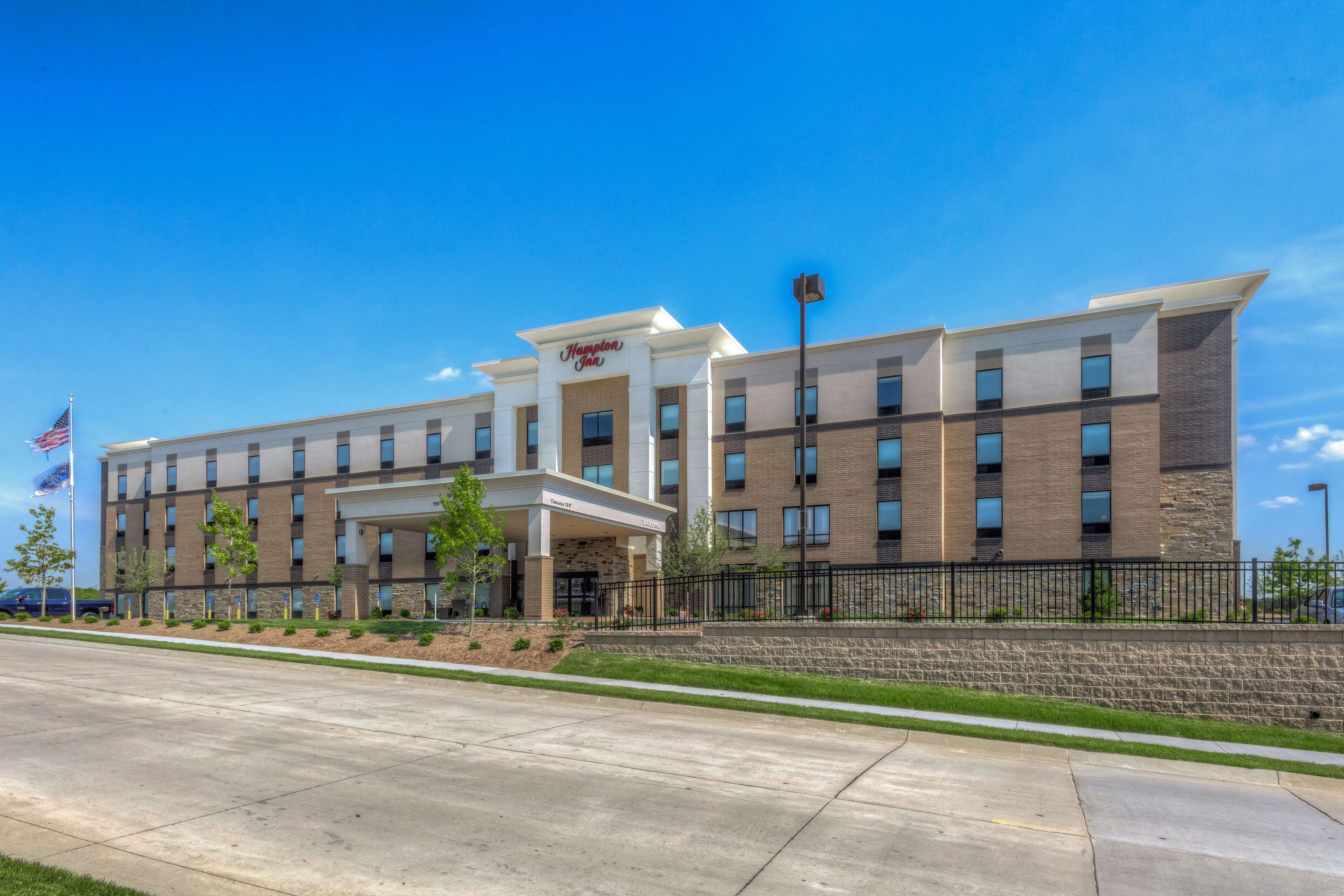 Hampton Inn St. Louis Wentzville - photo 2