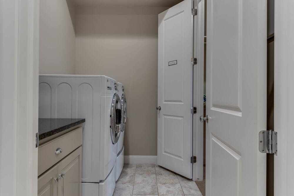Coral Ridge Vacation Resort Solutions - photo 12