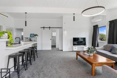 Be Rude Not To in Rotorua, New Zealand