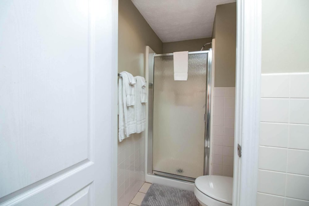 1203 Golf View Towers Bears Den - photo 17