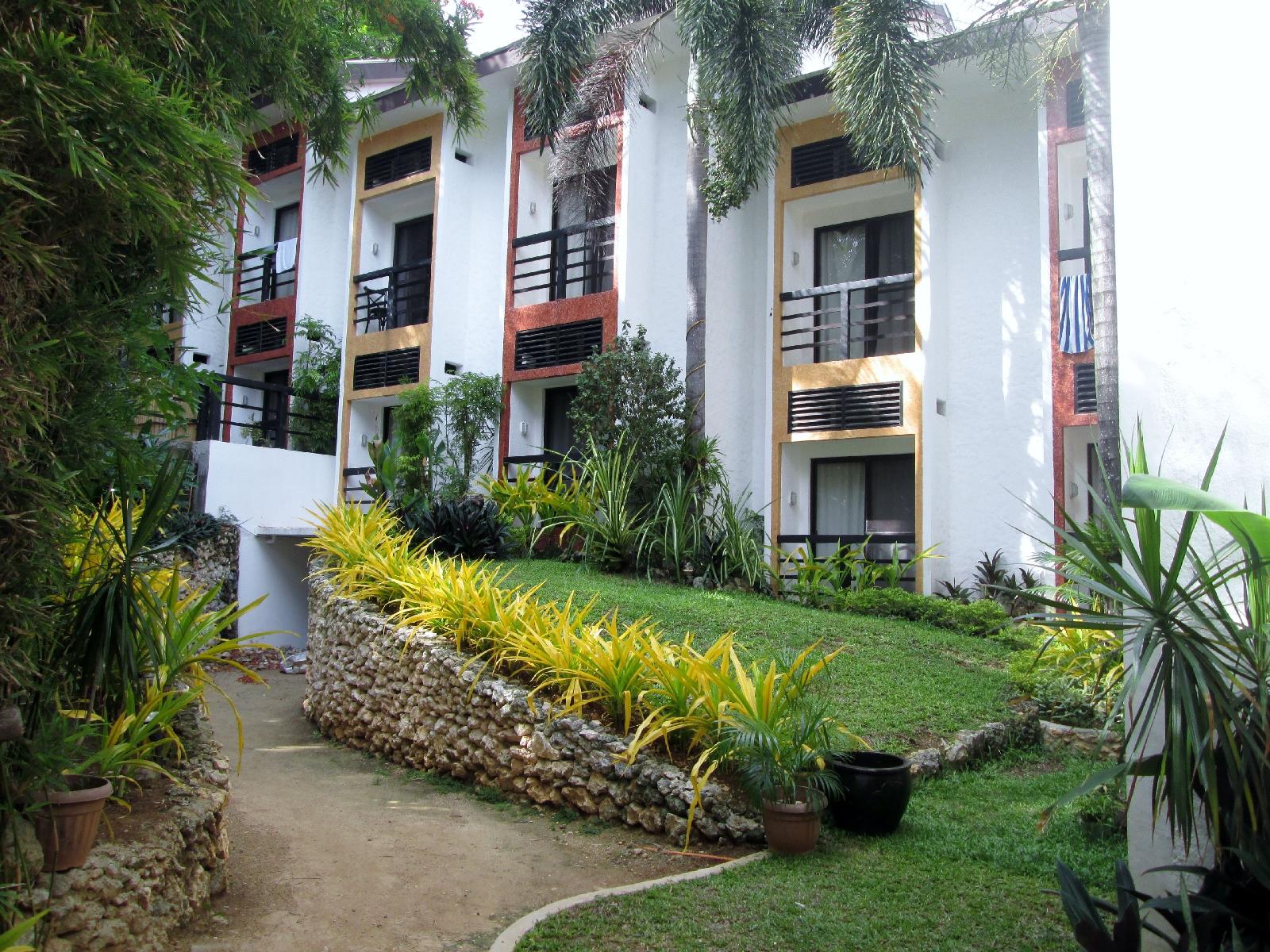 Microtel by Wyndham Boracay - carbon neutral hotel in Malay