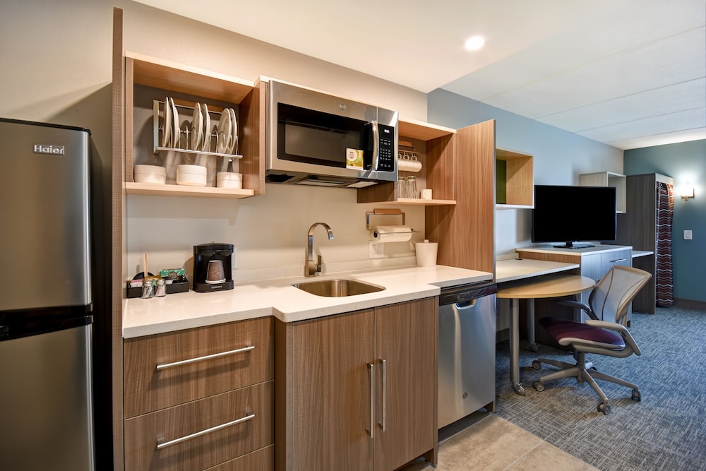 Home2 Suites by Hilton Columbus - photo 11
