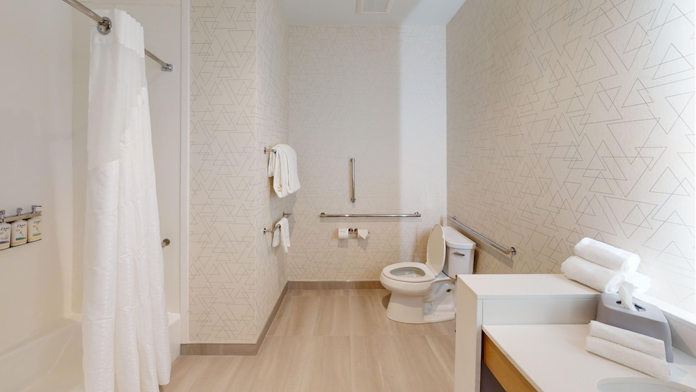 Holiday Inn Express & Suites Chicago Schaumburg an IHG Hotel - photo 7