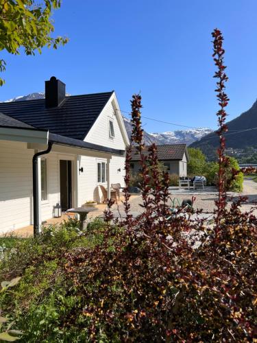 Cozy house in Eidfjord — 4-Star Luxury Hotel in Eidfjord, Norway