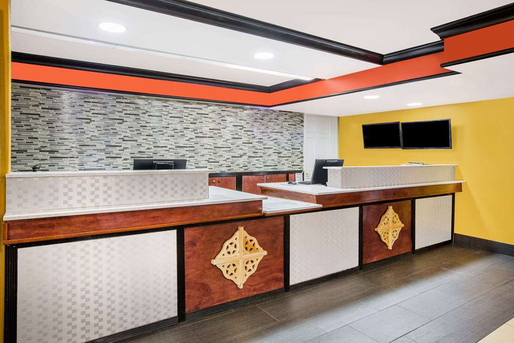 Days Inn by Wyndham Little Rock Medical Center - photo 3