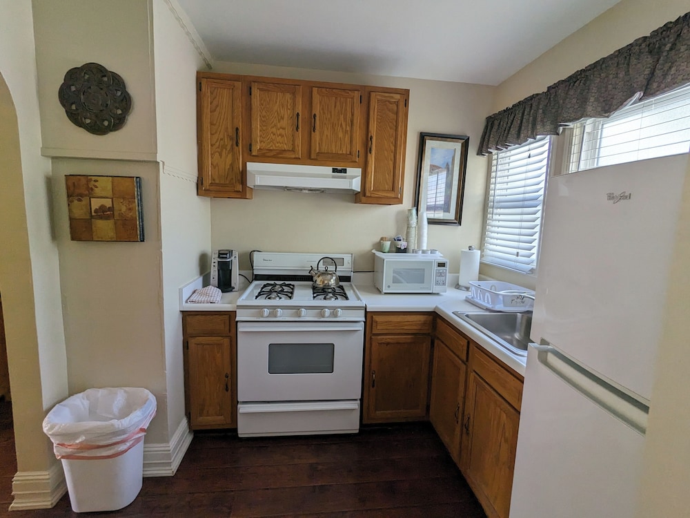 Los Gatos Garden Inn Hotel - photo 36