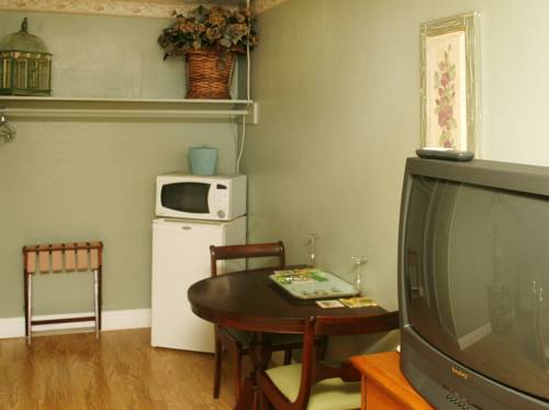 Buona Sera Inn - featured photo