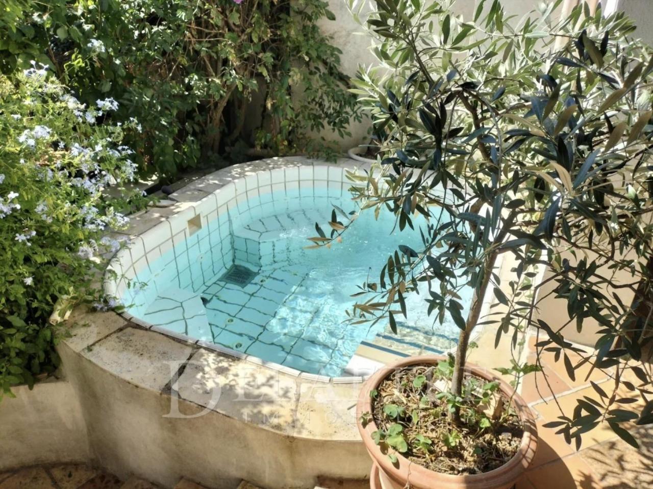 Tranquil Calm Garden Studio with SPA Pool - last minute hotel in Grasse