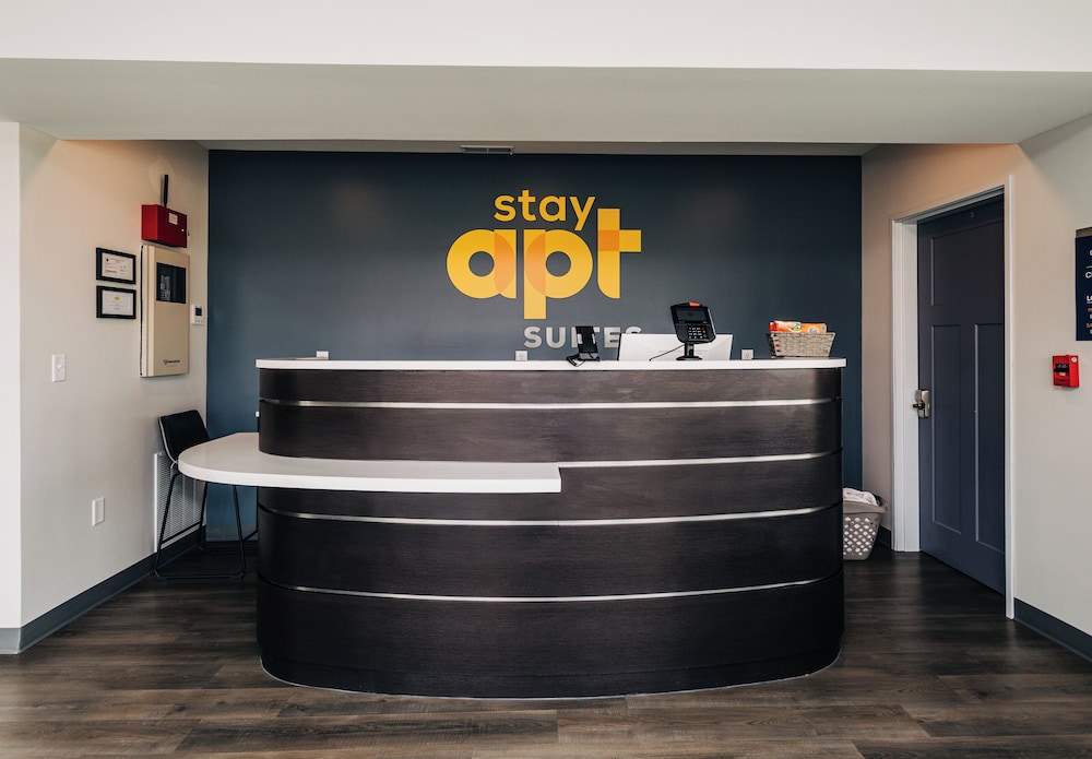 stayAPT Suites Louisville North Clarksville - photo 18