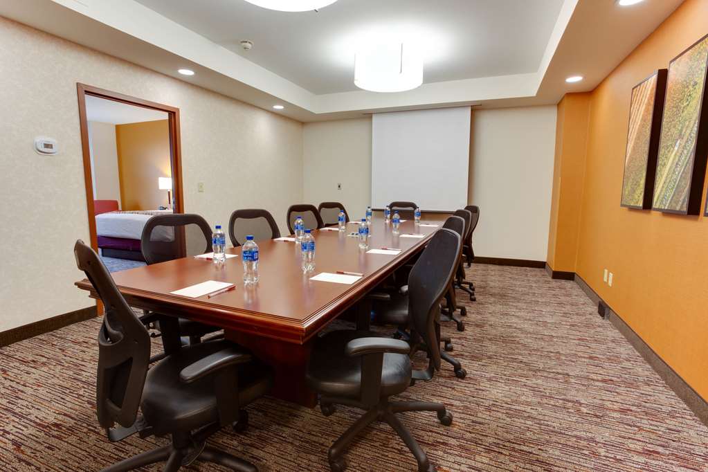 Drury Inn & Suites West Des Moines - photo 13