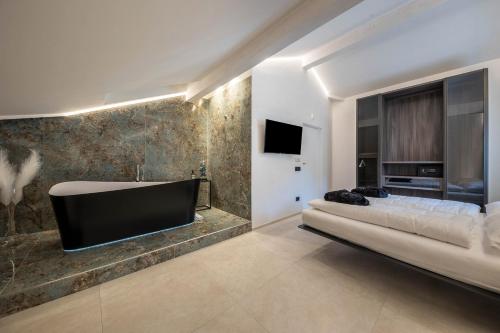 App 302 Palazzo Cavour — 4-Star Luxury Hotel in Bolzano, Italy