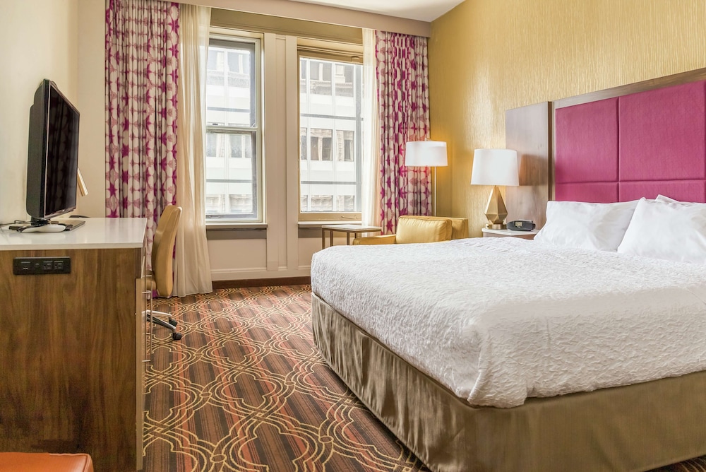 Hampton Inn Majestic Chicago Theatre District - photo 19