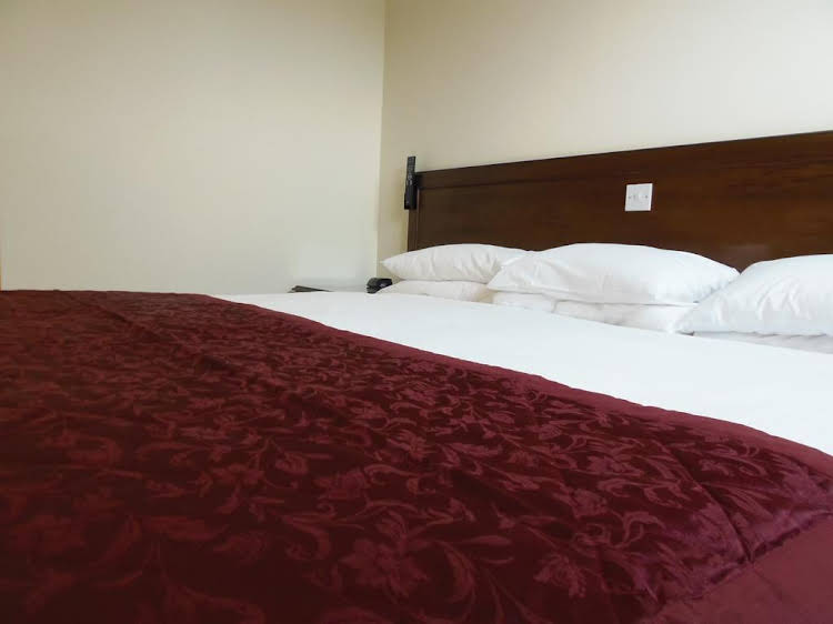 Potter's Inn - last minute hotel in Frimley