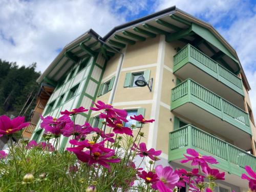Lisa Da Pent - carbon neutral hotel in Canazei