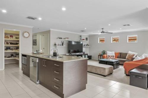 Mansfield Accommodation Sojourn on Stewart — 4-Star Luxury Hotel in Mansfield, Australia