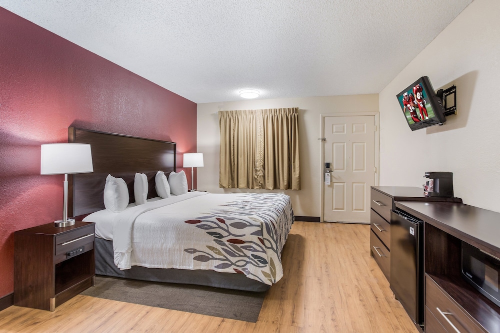 Red Roof Inn Albuquerque Midtown - photo 10