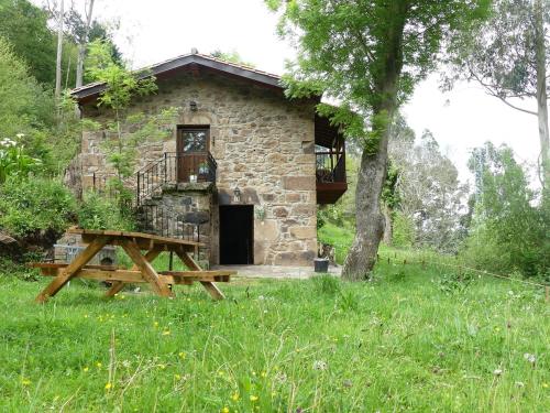 Cabana Pasiega las Lugas in Lierganes, Spain