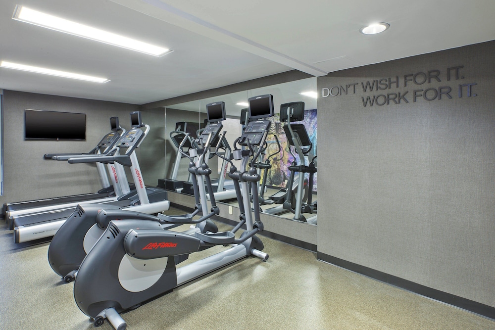 Fairfield by Marriott Inn & Suites Herndon Reston - photo 20