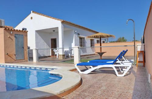 Casa El Cortijillo — 4-Star Luxury Hotel in Conil De La Frontera, Spain