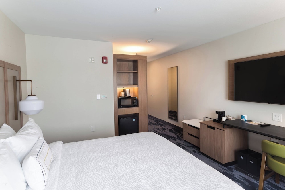 Fairfield Inn and Suites by Marriott Northfield - photo 6
