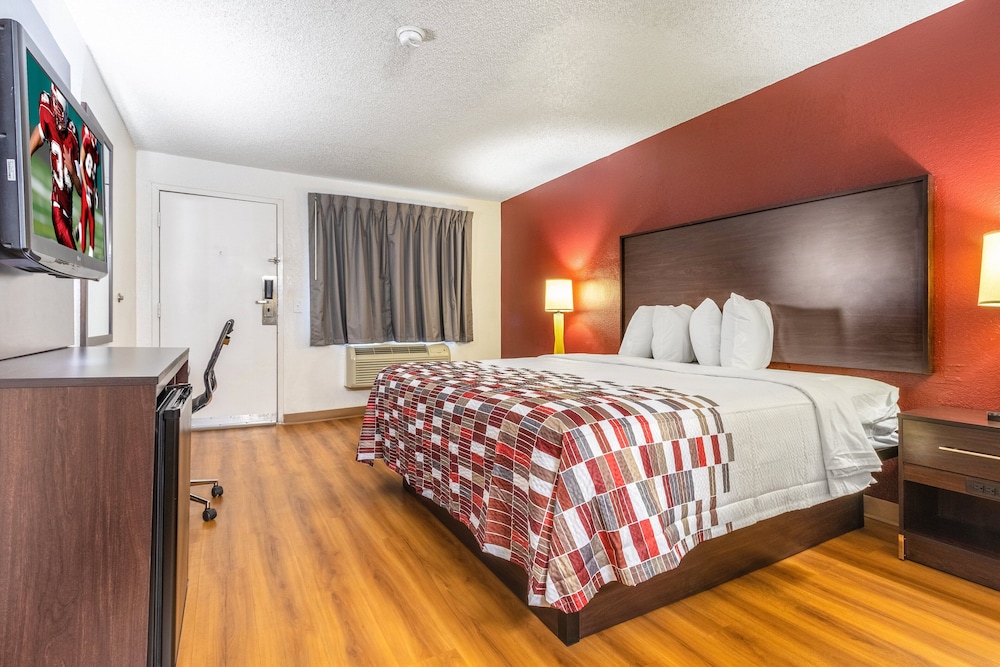 Red Roof Inn Phoenix Midtown - photo 16