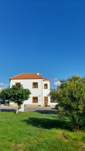 Na Rota Casa de Praia — 4-Star Luxury Hotel in Zambujeira Do Mar, Portugal